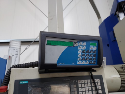 Zdjęcie przedmiotu: Wiertarko-frezarka WPR-100 CNC