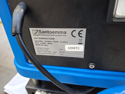 Zdjęcie przedmiotu: Zestaw wyposażenia warsztatu (myjnia parowa OPTIMA STREAMER OPTIMA XD,  odkurzacz piorący SANTOEMMA HOT SAABRINA FOAM)