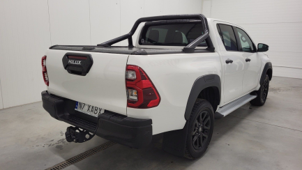 Zdjęcie przedmiotu: Toyota Hilux 2.8 D-4D Double Cab Invincible 4x4 aut