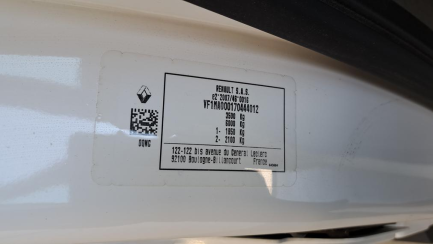Zdjęcie przedmiotu: Renault Master FWD 2.3 dCi L3H2 Pack Clim E6d 3.5t Заява про втрату зареєстрованого посвідчення особи