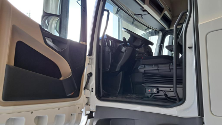 Zdjęcie przedmiotu: Mercedes-Benz Actros E6 18.0t