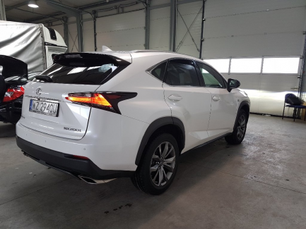 Zdjęcie przedmiotu: Lexus NX200T