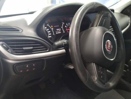 Zdjęcie przedmiotu: Fiat Tipo Sedan 1.4 16v