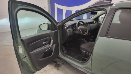 Zdjęcie przedmiotu: Dacia Duster 1.0 TCe Journey LPG Brak dokumentacji LPG