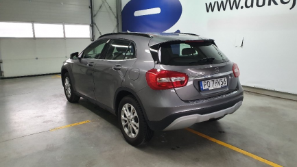 Zdjęcie przedmiotu: Mercedes-benz Gla Hatchback