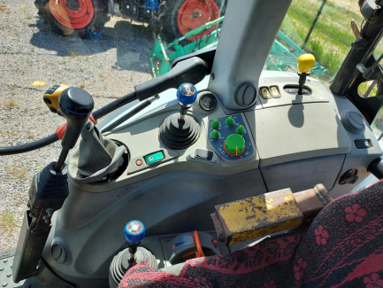 Zdjęcie przedmiotu: DEUTZ-FAHR AGROTRON K610