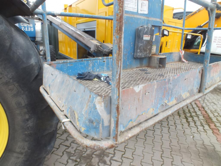 Zdjęcie przedmiotu: GENIE Z 135/70 articulated petrol platform