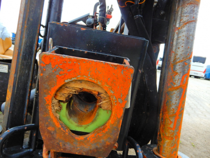 Zdjęcie przedmiotu: Horizontal drilling rig Ditch Witch JT5