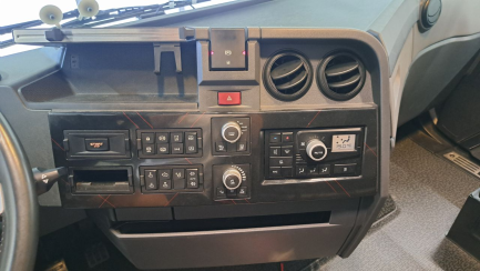 Zdjęcie przedmiotu: Renault T 480 T4x2 High Sleeper Cab E6 19.0t
