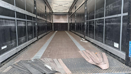 Zdjęcie przedmiotu: KOGEL SN 24 Cargo 35.0t Dropside