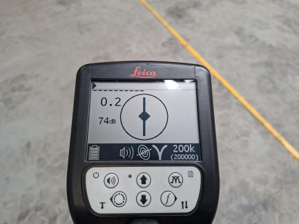 Zdjęcie przedmiotu: Wykrywacz instalacji podziemnych LEICA ULTRA STANDARD