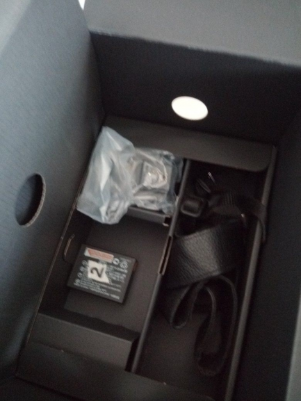 Zdjęcie przedmiotu: Set of photographic equipment (FUJI X-T2 camera + XF 18-55mm lens, FUJI XF 35 F1 4 R lens, stabilizer, SLIDER, head)