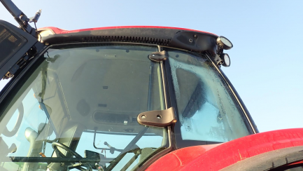 Zdjęcie przedmiotu: CASE Magnum 340 NFC farm tractor