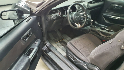 Zdjęcie przedmiotu: Ford Mustang Fastback 3.7 aut