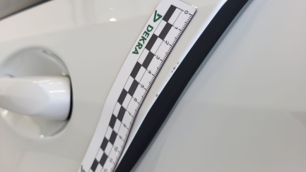 Zdjęcie przedmiotu: BMW 320i Advantage aut