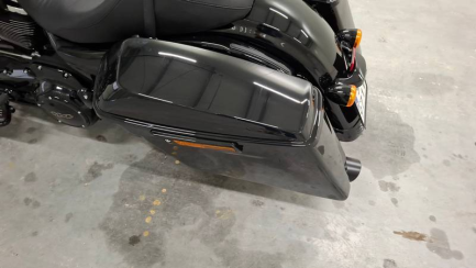 Zdjęcie przedmiotu: Harley Davidson Road King Special