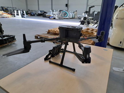 Zdjęcie przedmiotu: DJI MATRICE 300 RTK drone with equipment