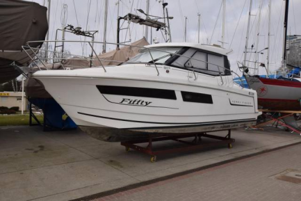 Zdjęcie przedmiotu: Jacht motorowy JEANNEAU Merry Fisher 855