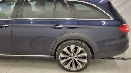 Zdjęcie przedmiotu: Mercedes-Benz E 220 d 4-Matic All-Terrain