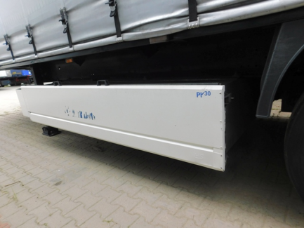 Zdjęcie przedmiotu: KRONE SD Curtain semitrailer