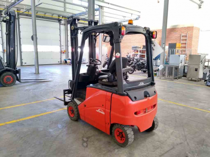 Zdjęcie przedmiotu: Electric pallet truck FENWICK-LINDE E16PH-01