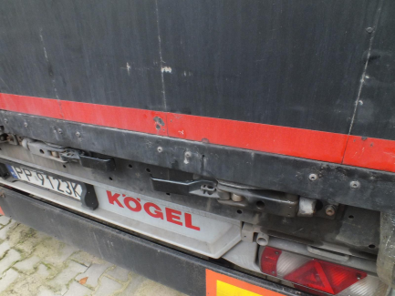 Zdjęcie przedmiotu: KOGEL S24-1 curtain semi-trailer