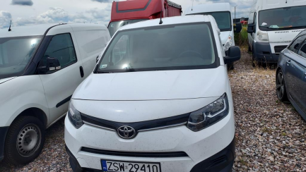 Zdjęcie przedmiotu: Toyota PROACE City 1.5 CRD E6.2 2.4t Active S&S