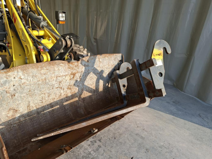 Zdjęcie przedmiotu: Przegubowa ładowarka kołowa WACKER NEUSON WL54