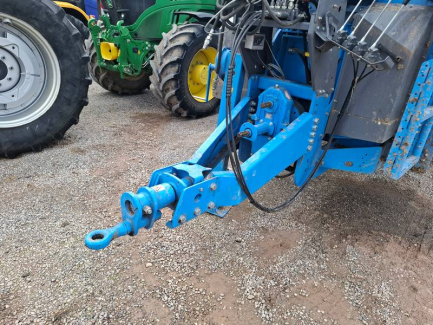 Zdjęcie przedmiotu: W&oacute;z paszowy EUROMILK PUMA 17HD 