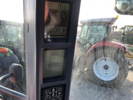 Zdjęcie przedmiotu: Steyr 6185 CVT Eco-Tech farm tractor