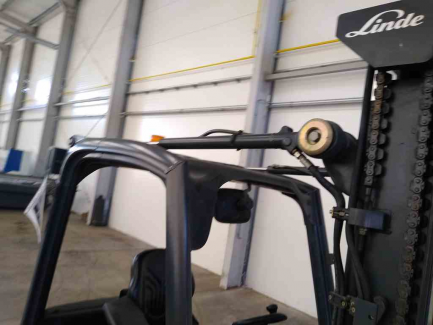 Zdjęcie przedmiotu: Electric pallet truck FENWICK-LINDE E16PH-01