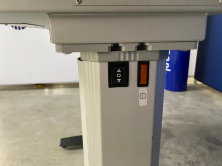 Zdjęcie przedmiotu: Medical laser for 2RT ELLEX MEDICAL PTY therapy. 2RT LR1532