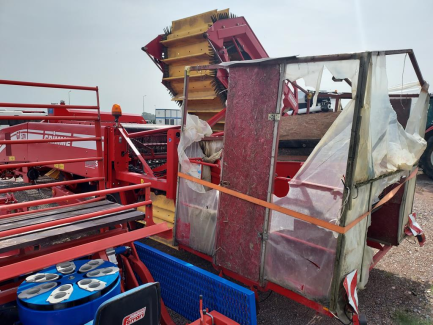 Zdjęcie przedmiotu: Potato harvester GRIMME GT 170S-MS