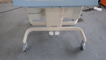 Zdjęcie przedmiotu: Closed incubator DRAGER C2PS-1 Isolette 8000