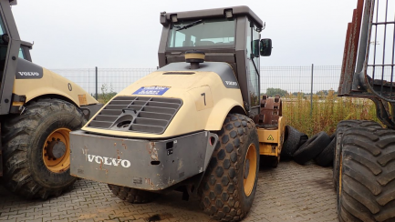 Zdjęcie przedmiotu: VOLVO SD130 DX combination roller