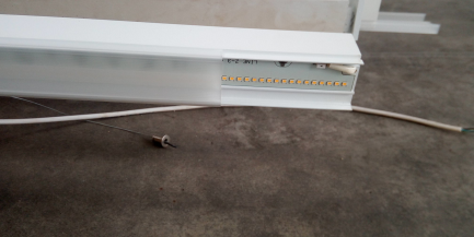 Zdjęcie przedmiotu: LED shop lighting set: POLARIS Led line, model Zander 240-180-54W-D - 16 pcs, rope suspensions - 30 pcs, connector - 1 pcs.