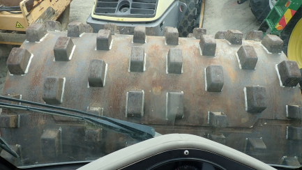 Zdjęcie przedmiotu: VOLVO SD130 DX combination roller