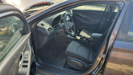 Zdjęcie przedmiotu: HYUNDAI i30 17-,  1.4 Classic +