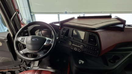 Zdjęcie przedmiotu: Ford F-MAX 500 12.7 TDCi E6d 18.0t