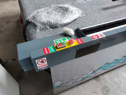 Zdjęcie przedmiotu: St&oacute;ł do rozkroju tkanin typu KATER D&D System L.Domino R.Dziadura sp.j INVENT TC3S-25-KPL