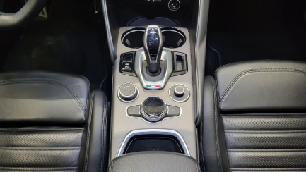 Zdjęcie przedmiotu: ALFA ROMEO Giulia 2.0 Turbo Veloce aut