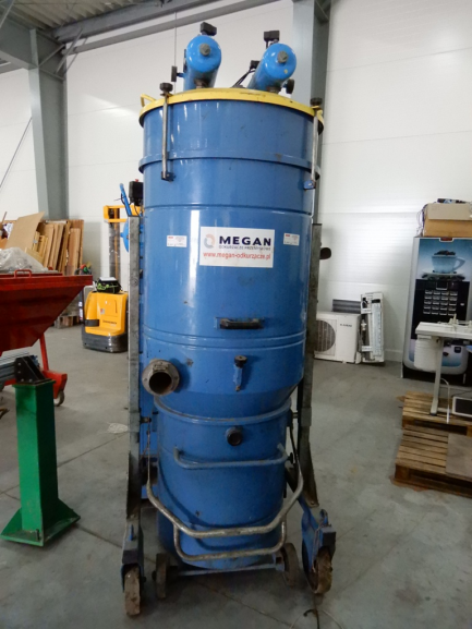 Zdjęcie przedmiotu: Vacuum cleaner DELFIN MANUFACTURERS OF INDUSTRIAL VACUUMS HEAVY DUTY ASDG300SEPN