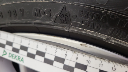 Zdjęcie przedmiotu: Toyota Camry 2.5 Hybrid Executive CVT