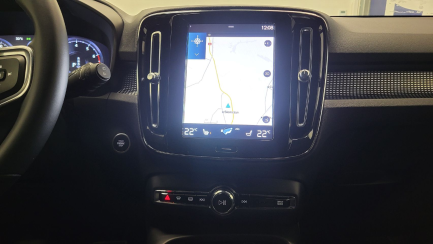 Zdjęcie przedmiotu: Volvo XC40 B4 B AWD R-Design aut