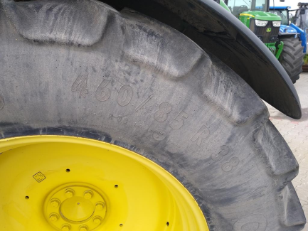 Zdjęcie przedmiotu: John Deere 6430 tractor + KNOCH I front loader