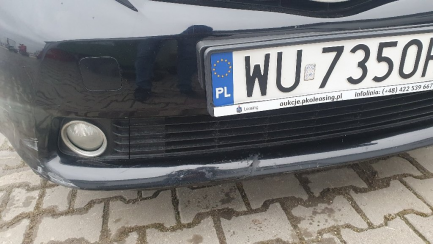 Zdjęcie przedmiotu: Toyota Prius 1.8 HSD Premium