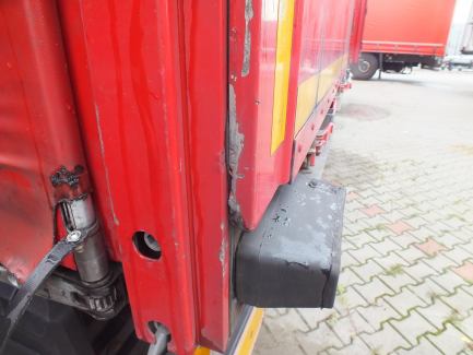 Zdjęcie przedmiotu: KOEGEL S24-1 curtain semi-trailer