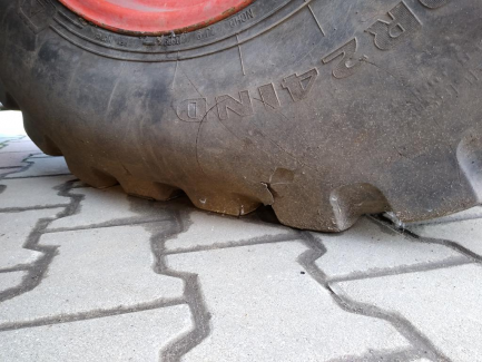 Zdjęcie przedmiotu: CLAAS 415 415-01 / 6030 Scorpion telescopic loader