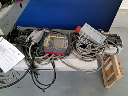 Zdjęcie przedmiotu: WITTMANN W711 linear robot designed to work with an injection molding machine