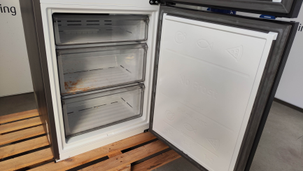 Zdjęcie przedmiotu: SAMSUNG BESPOKE AI RB38C7B6AAP EF No Frost 203cm refrigerator without panel